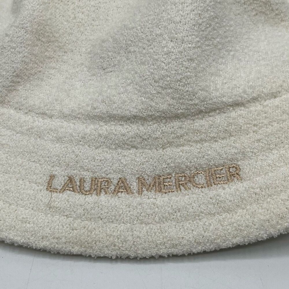 Laura Mercier Flawless Summer Bucket Hat Off White - Picture 5 of 8